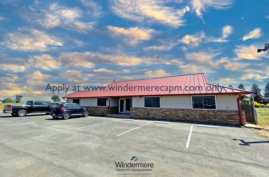 More Photos Of 6201 Bradshaw Rd, Sacramento Industrial For Sale