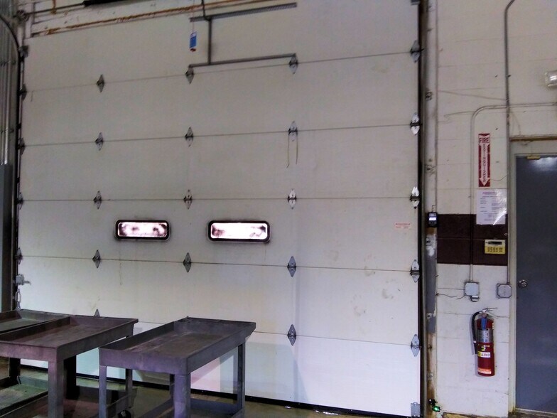 More Photos Of 6520 Hopkins Rd, Mentor Light Manufacturing For Sale