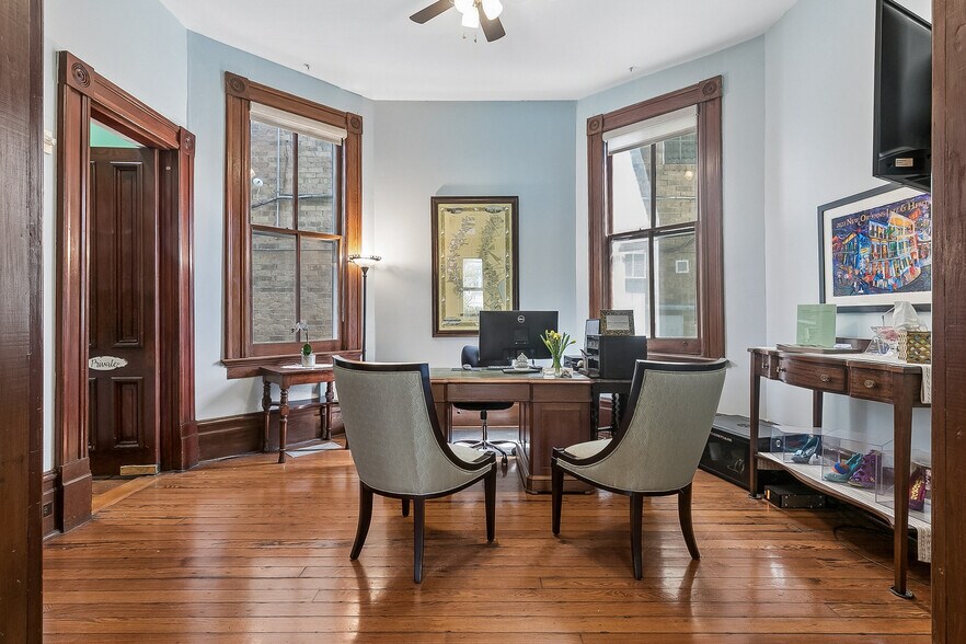 More Photos Of 2727 Saint Charles Ave, New Orleans General Retail For Sale