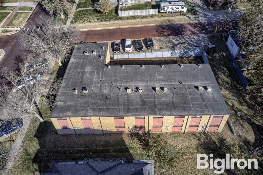 More Photos Of 525 I St, Fairbury Apartments For Sale