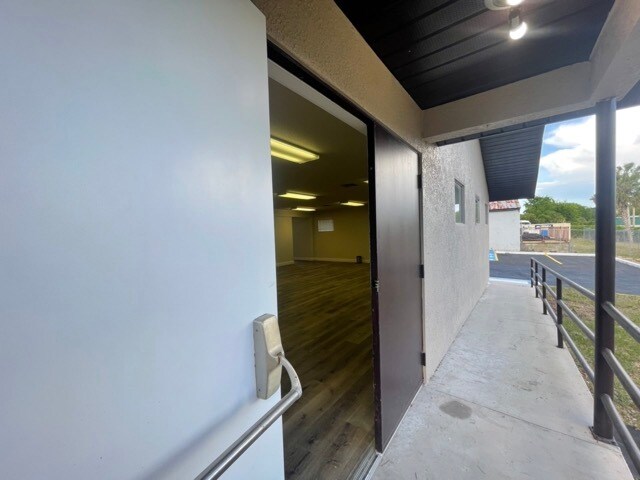 More Photos Of 1707 South St, Leesburg Daycare Center For Sale