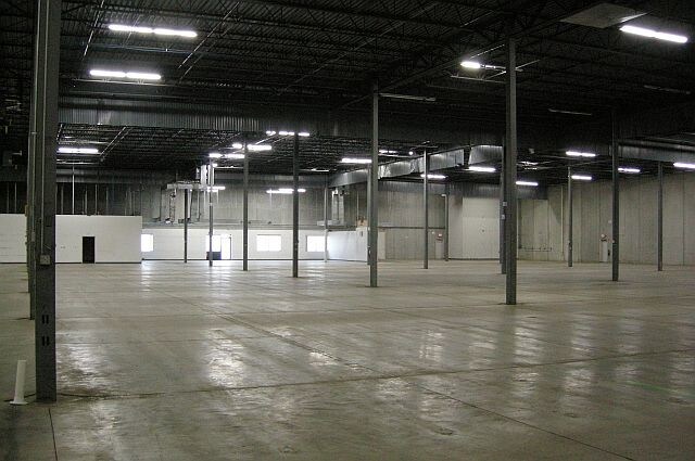 More Photos Of 8800 Valley Forge Ln N, Maple Grove Distribution For Lease