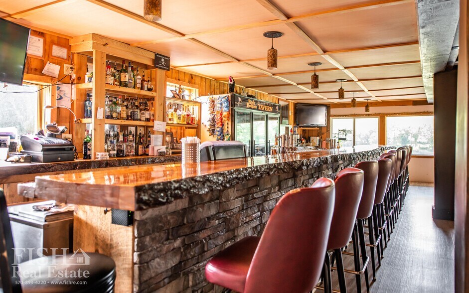 More Photos Of 2093 Island Rd, Lock Haven Restaurant For Sale