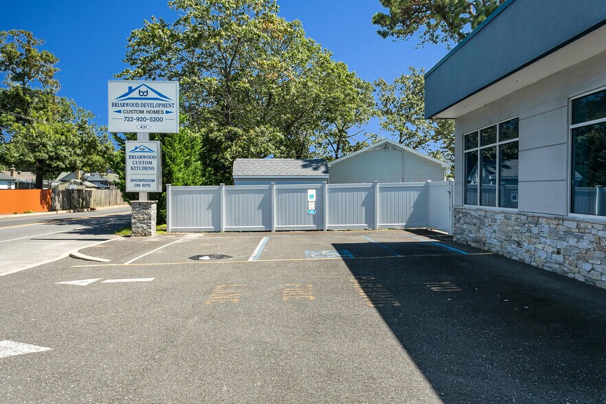 More Photos Of 431 Mantoloking Rd, Brick Storefront Retail Office For Sale