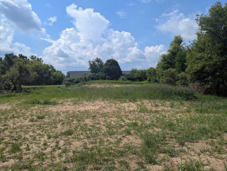 More Photos Of Lot 1 Vicary Road @ Meridian Rd. / US - 127, Cement City Land For Sale