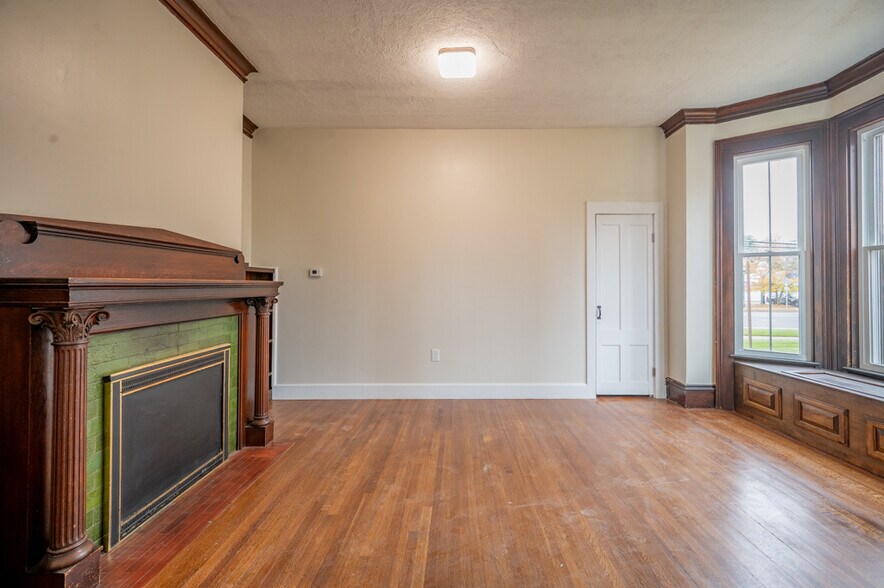 More Photos Of 329 Hazard Ave, Enfield Apartments For Sale