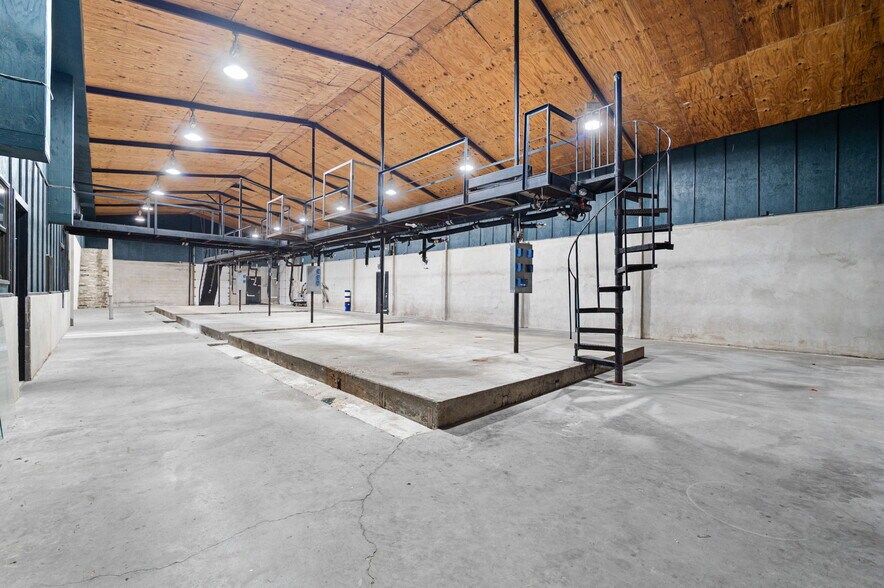 More Photos Of 2412 Usener Rd rd, Fredericksburg Winery Vineyard For Sale