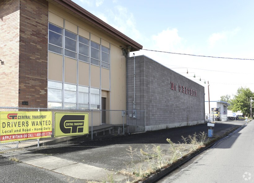More Photos Of 2120 W 7th Pl, Eugene Warehouse For Lease