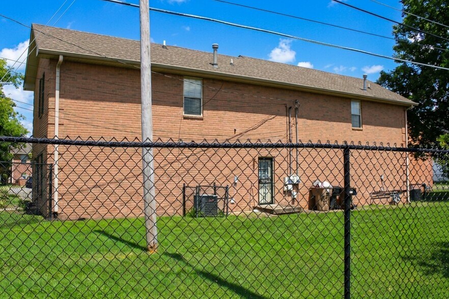 More Photos Of 516 19th Ave N, Nashville Apartments For Sale