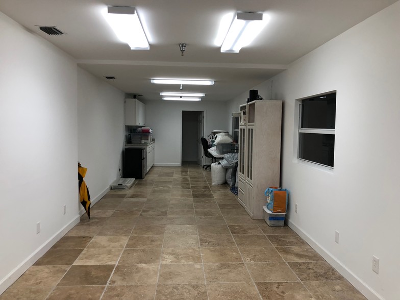 More Photos Of 1501 SE Decker Ave, Stuart Warehouse For Sale