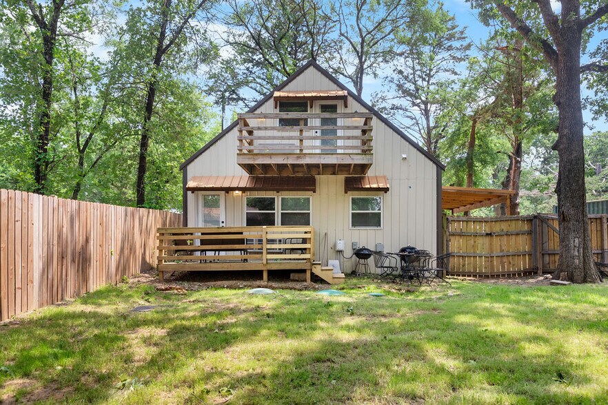 More Photos Of 340 Oxford Dr, Gordonville Hospitality For Sale