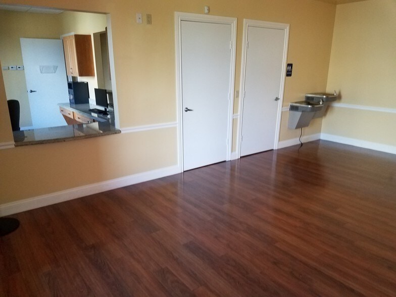 More Photos Of 709 S Federal Hwy, Boynton Beach Medical For Sale