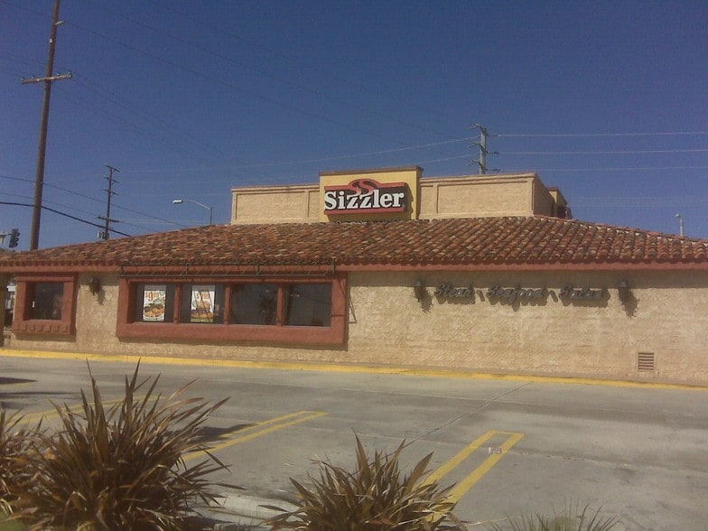 More Photos Of 803-805 W Palmdale Blvd, Palmdale Unknown For Lease