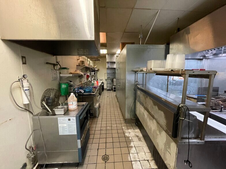 More Photos Of 6011 El Cajon Blvd, San Diego Freestanding For Lease