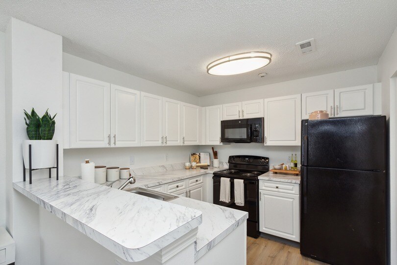 More Photos Of 100 Elena St, Cranston Apartments For Sale