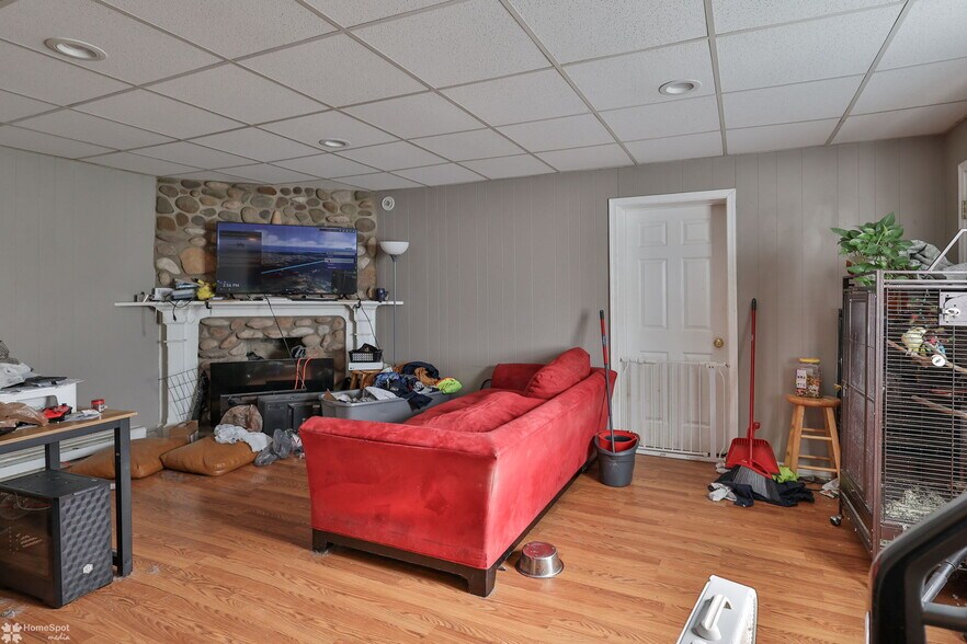 More Photos Of 302 W Abbott St, Lansford Multifamily For Sale