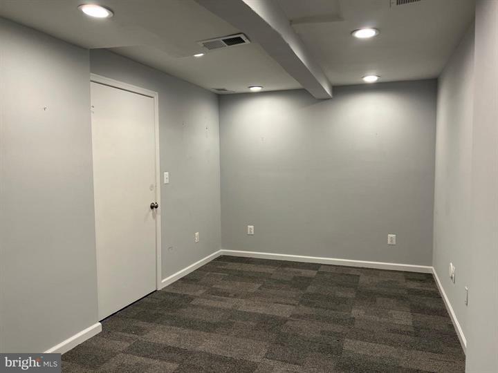 More Photos Of 6404 Telegraph Rd, Alexandria Freestanding For Lease
