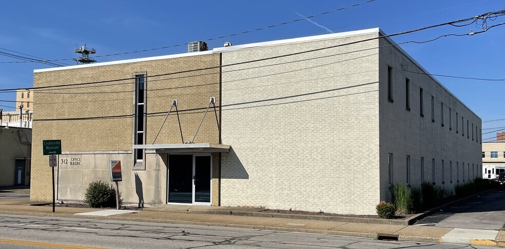Primary Photo Of 312-314 Martin Luther King Jr Blvd, Evansville Office For Sale
