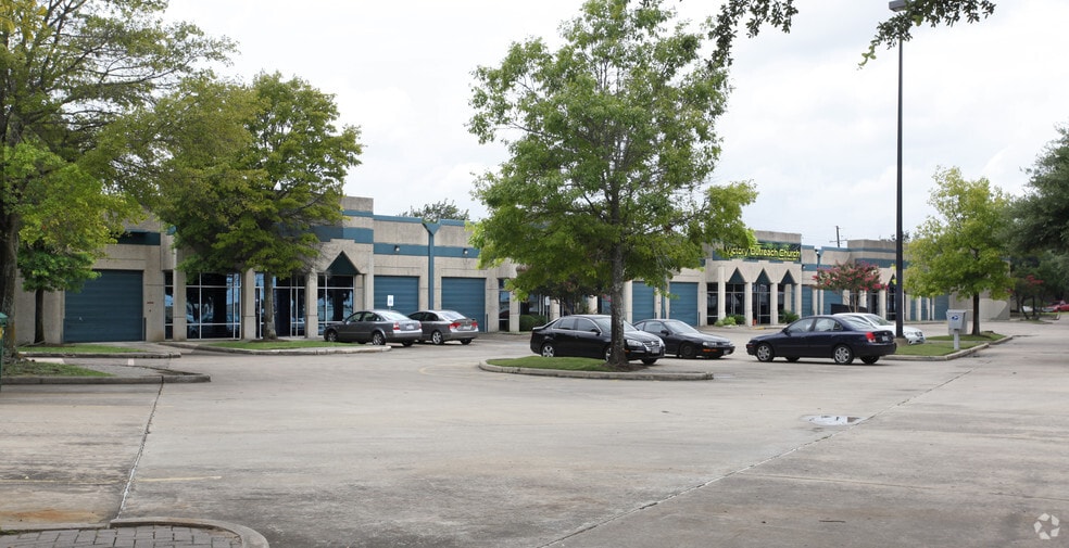 More Photos Of 3701 Drossett Dr, Austin Religious Facility For Lease