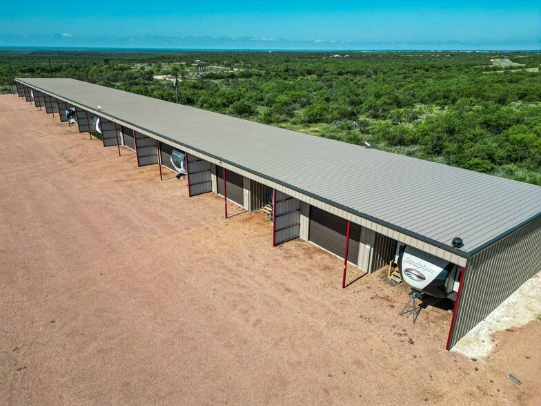 More Photos Of 1432 FM 1929, Voss Trailer Camper Park For Sale