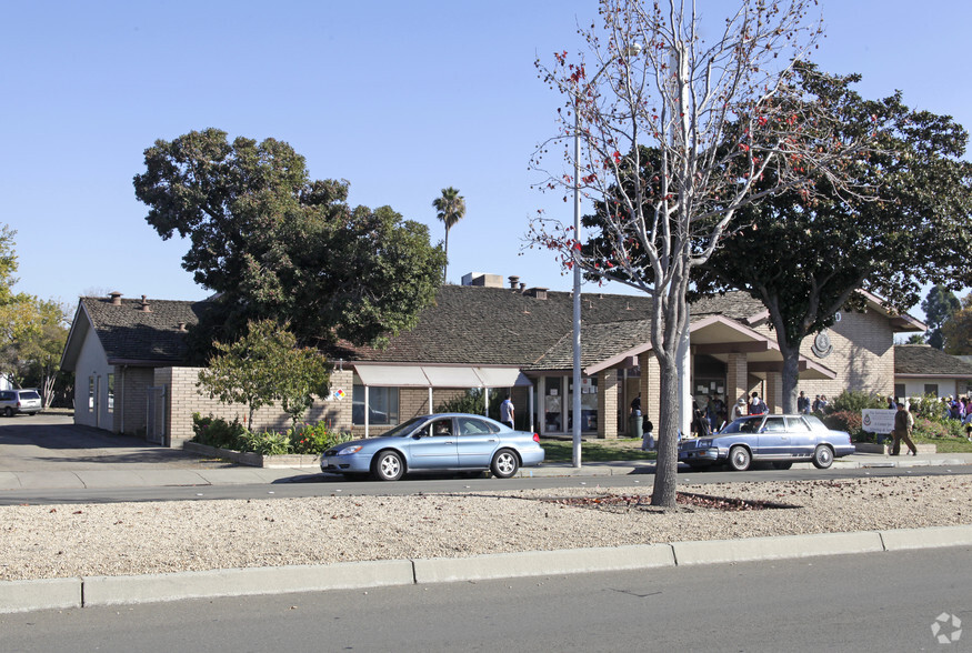 Primary Photo Of 6081 Fair Ave, Newark Assisted Living For Sale