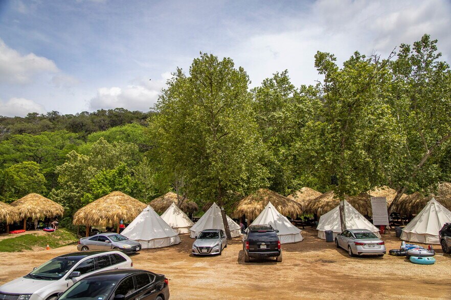 More Photos Of 7308 River Rd, New Braunfels Sports And Entertainment For Sale