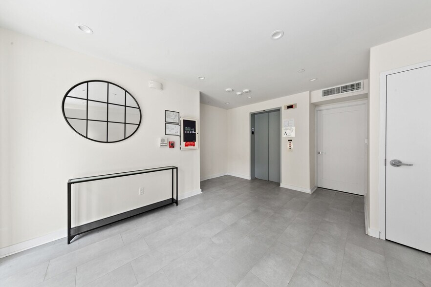 More Photos Of 2323 30th Rd, Astoria Office For Sale