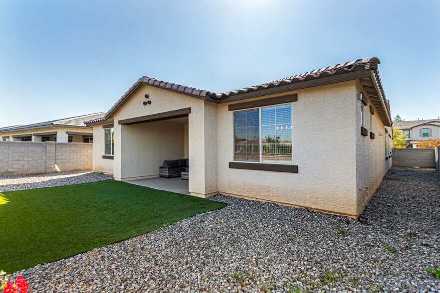 More Photos Of 10838 W San Juan Ave, Phoenix Healthcare For Sale