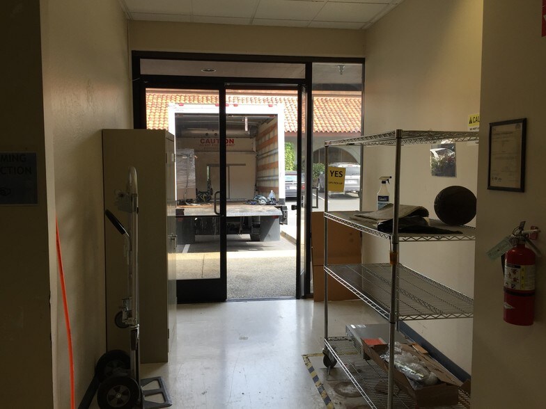 More Photos Of 1296 Lawrence Station Rd, Sunnyvale Office For Sale