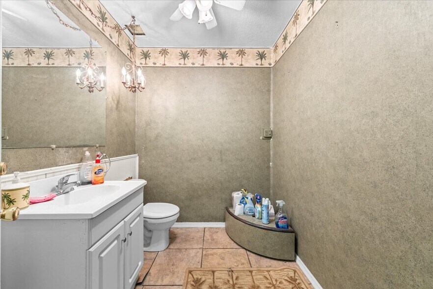 More Photos Of 5812 Missouri Ave, New Port Richey Flex For Sale