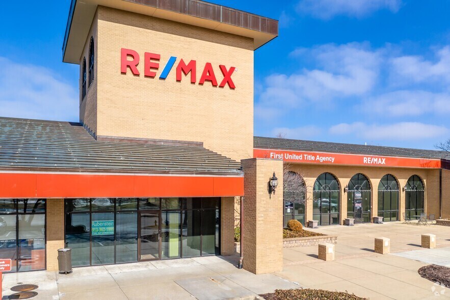 More Photos Of 7100 W College Blvd, Overland Park Storefront Retail Office For Lease