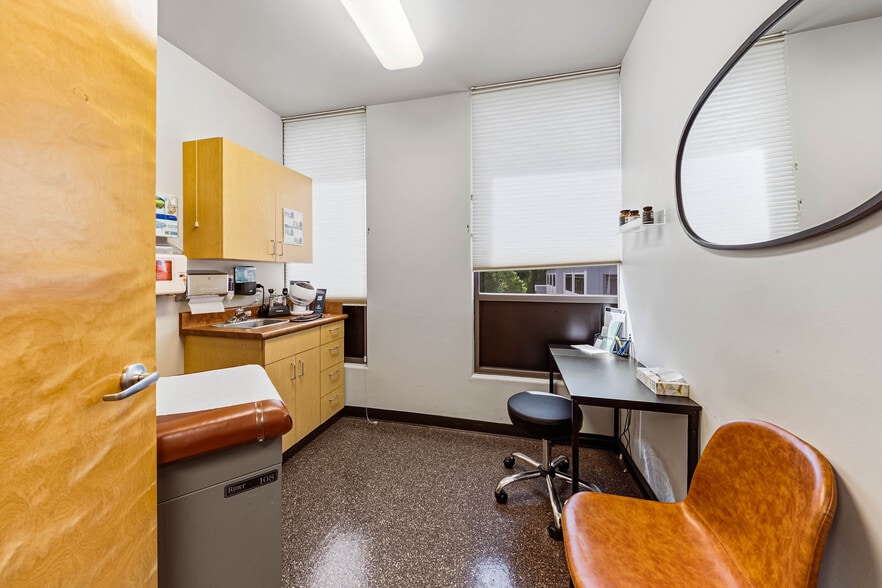 More Photos Of 3156 State St, Medford Medical For Sale