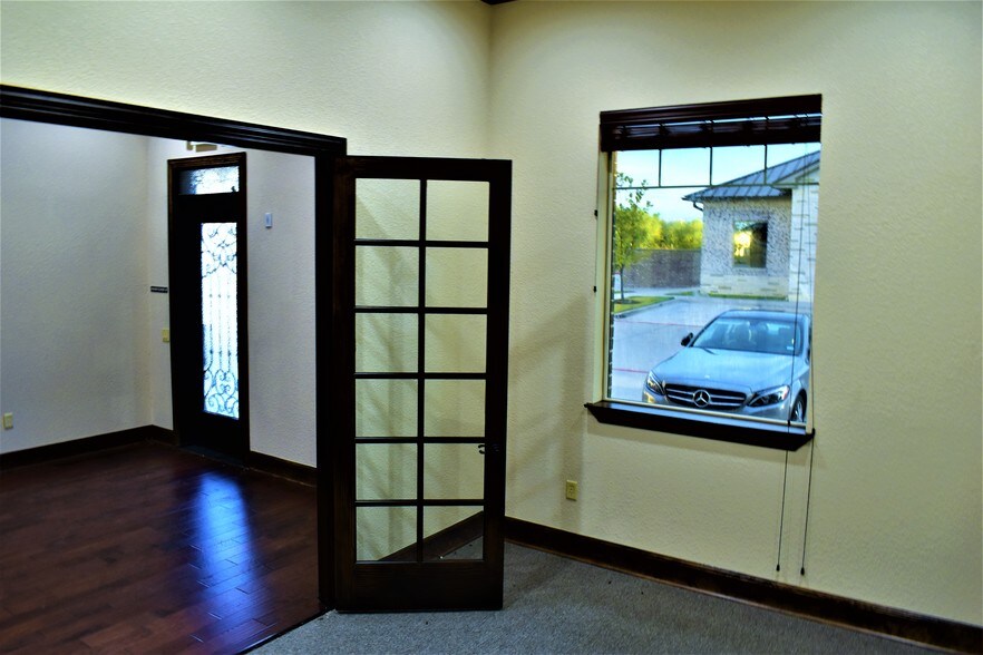 More Photos Of 5899 Preston Rd, Frisco Medical For Sale