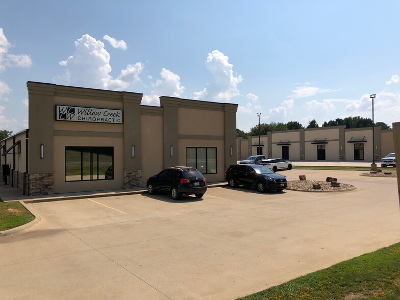 More Photos Of 20071 State Highway 155 S, Flint General Retail For Lease