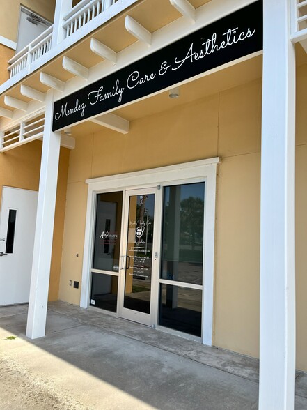 More Photos Of 1909 Beach Blvd, Jacksonville Beach Medical For Sale