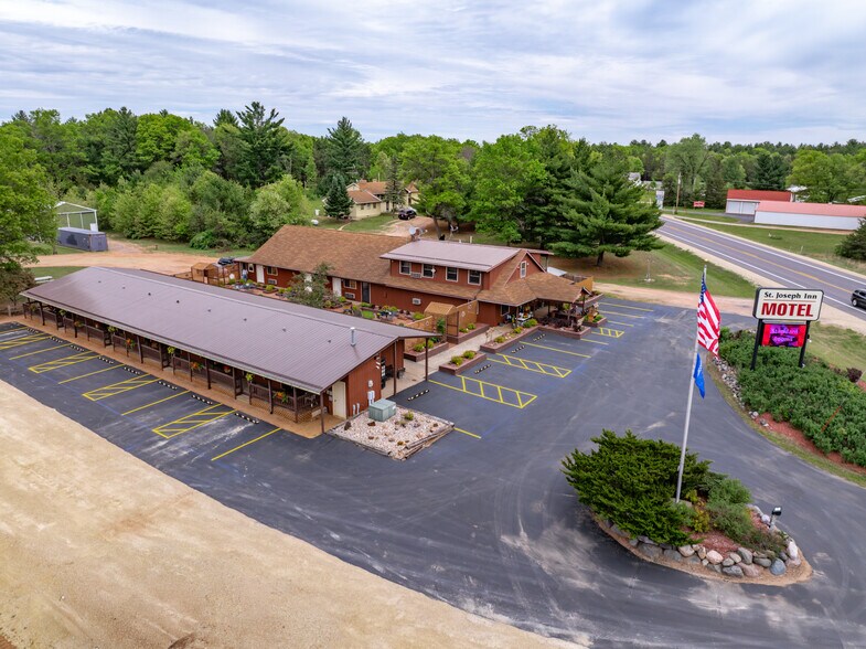 More Photos Of W5630 State Road 21, Necedah Specialty For Sale