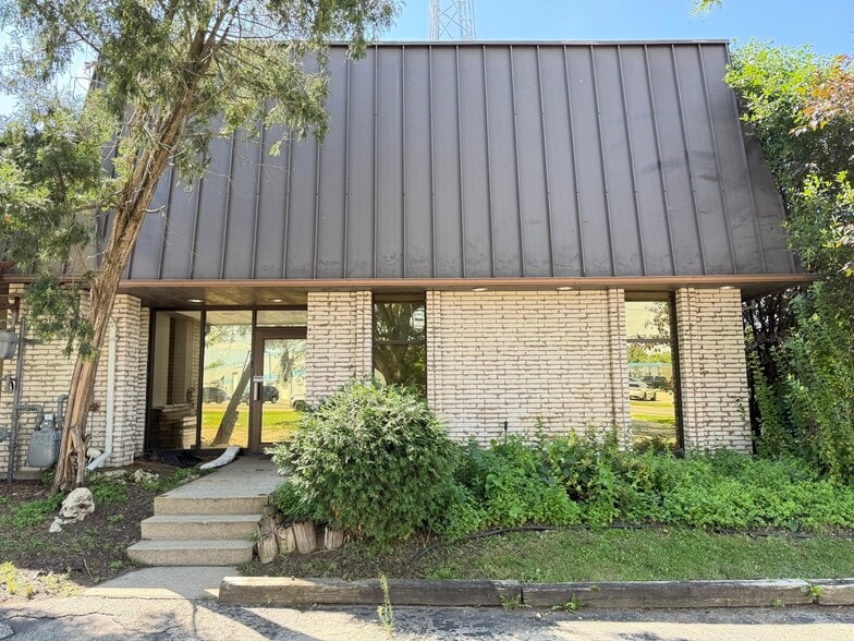 Primary Photo Of 2814 Syene Rd, Madison Light Distribution For Lease