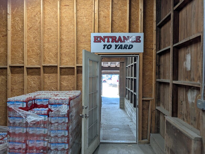 More Photos Of 612 Ball Street, Perry Storefront Retail Office For Sale