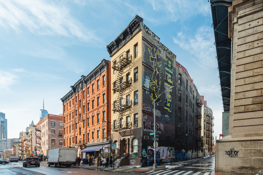 More Photos Of 125 Madison St, New York Apartments For Sale