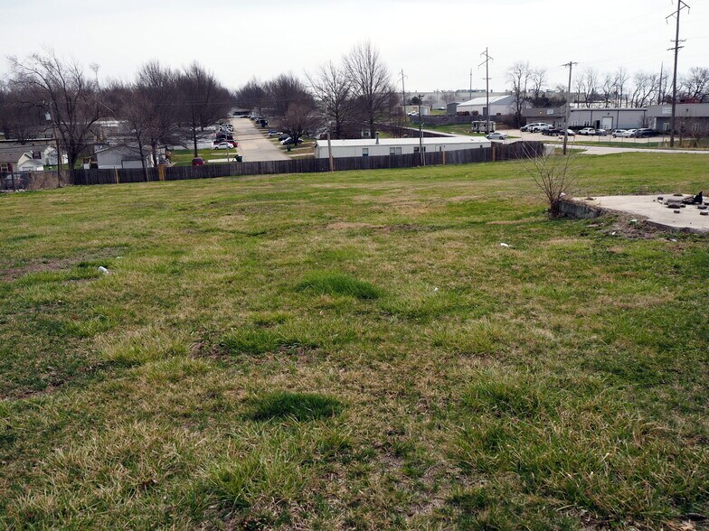 More Photos Of 1001 N Scott Ave, Belton Land For Sale