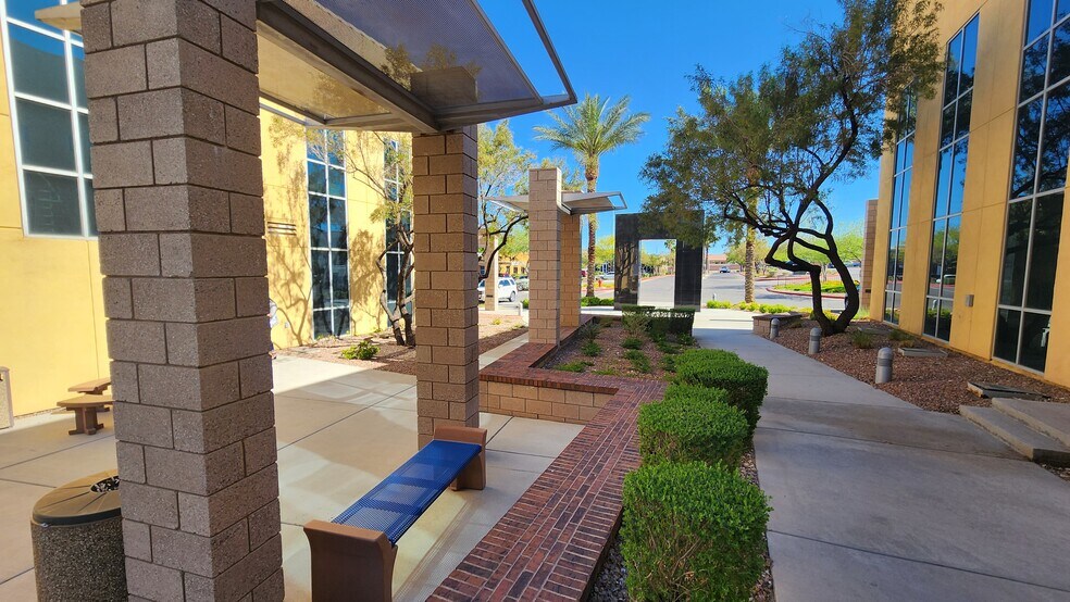 More Photos Of 9960 W Cheyenne Ave, Las Vegas Office For Lease