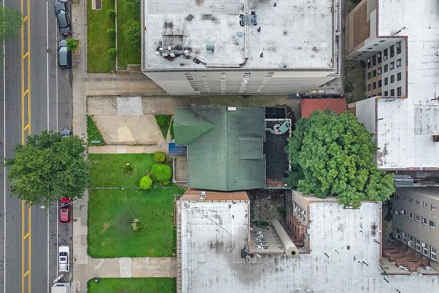 More Photos Of 622 Ocean Ave, Brooklyn Land For Sale
