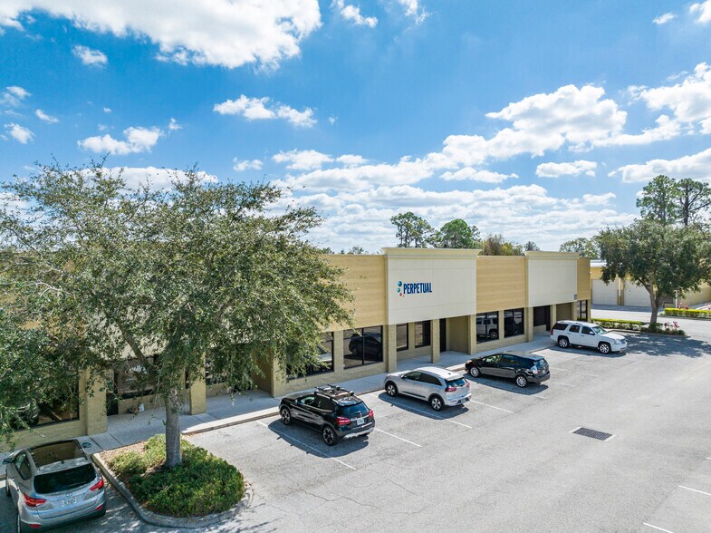 Primary Photo Of 4020 Kidron Rd, Lakeland Light Distribution For Lease