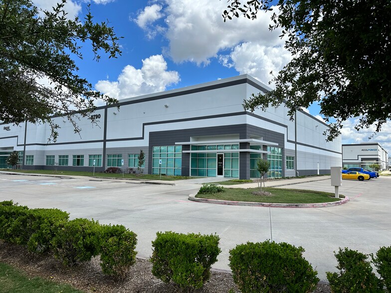 Primary Photo Of 8790 West Rd, Houston Unknown For Lease