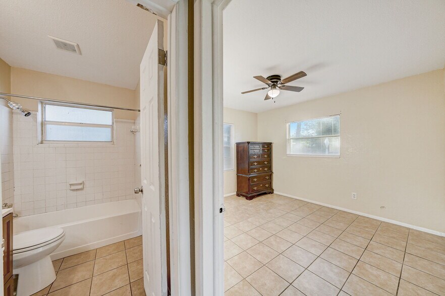 More Photos Of 3017 49th St S, Gulfport Apartments For Sale