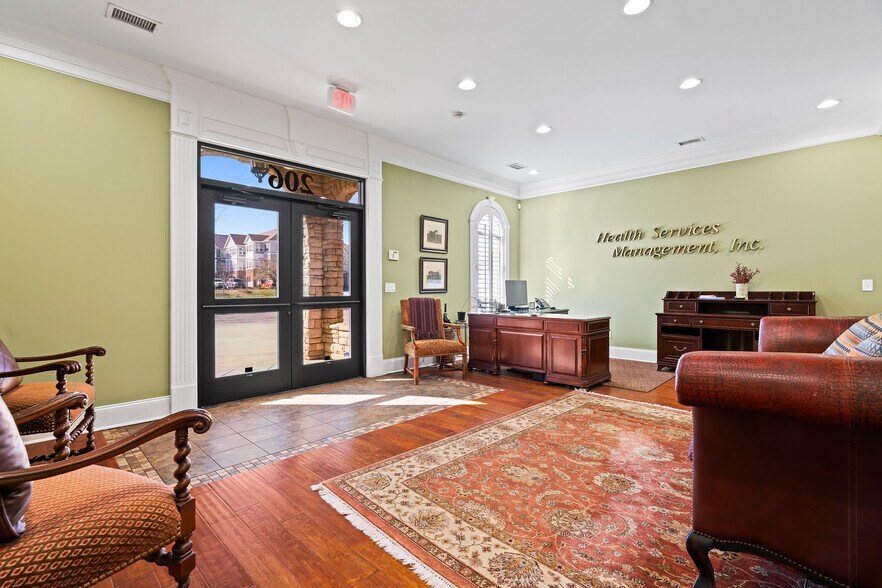 More Photos Of 206 Fortress Blvd, Murfreesboro Office For Sale