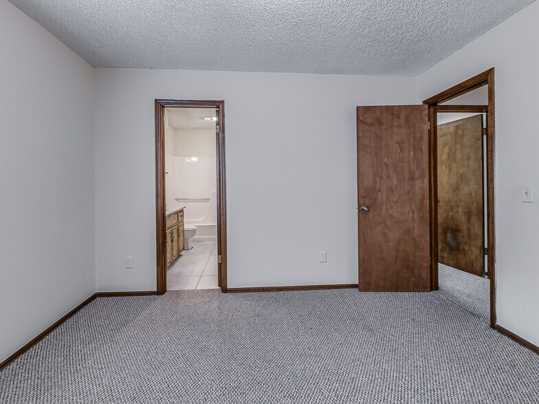 More Photos Of , Oklahoma City Specialty For Sale
