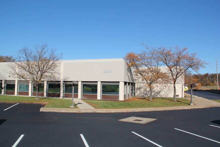 More Photos Of 33801 Curtis Blvd, Eastlake Unknown For Lease