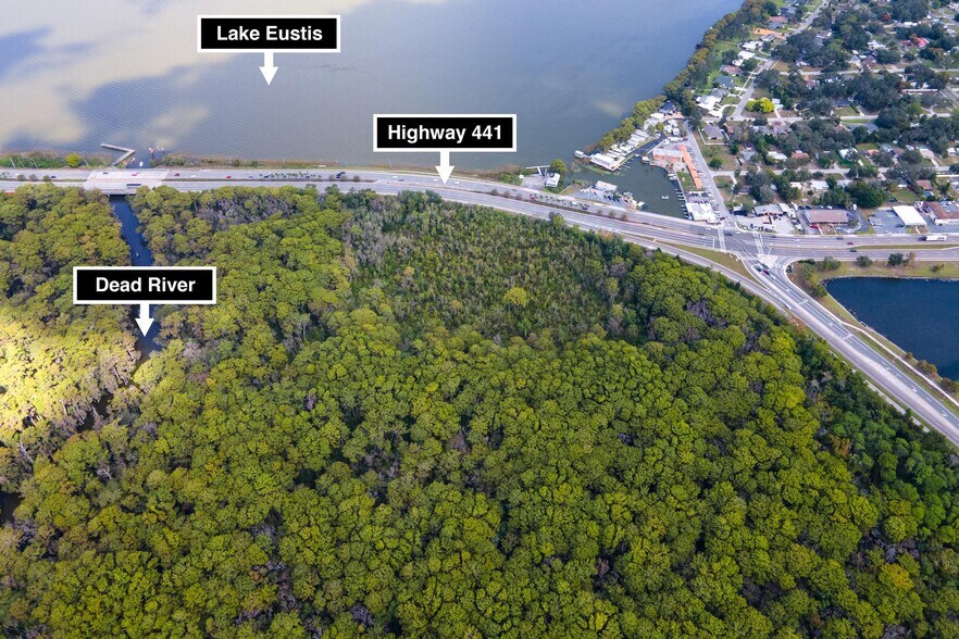 More Photos Of 1006 W Burleigh Blvd, Tavares General Retail For Sale