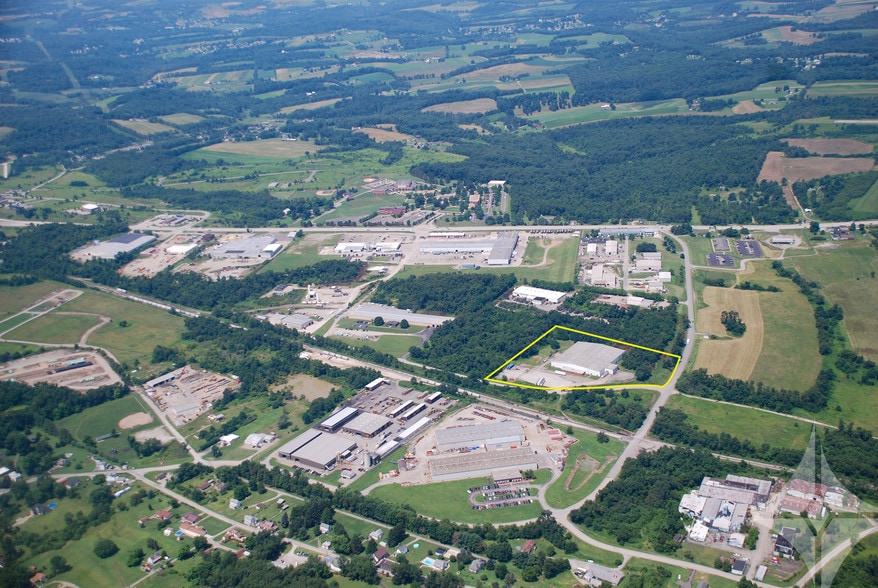 More Photos Of 714 Braddock View Dr, Mount Braddock Warehouse For Sale